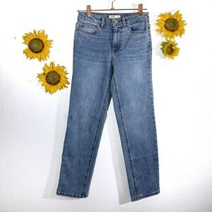 OAT New York - straight-leg medium wash 9.5” Rise Jeans Size 0/25 Womens